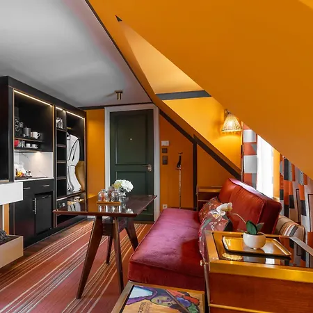 House Of Huetter- Muenchner Kindl, Small Luxury Of The World