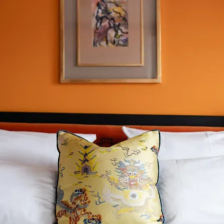Boutique Muenchner Kindl- House Of Huetter, Small Luxury Of The World