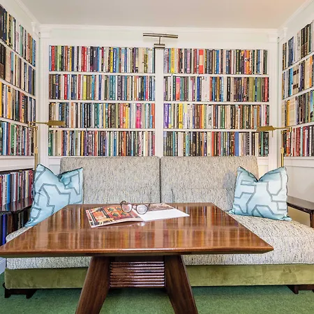 House Of Huetter- Muenchner Kindl, Small Luxury Of The World 4*