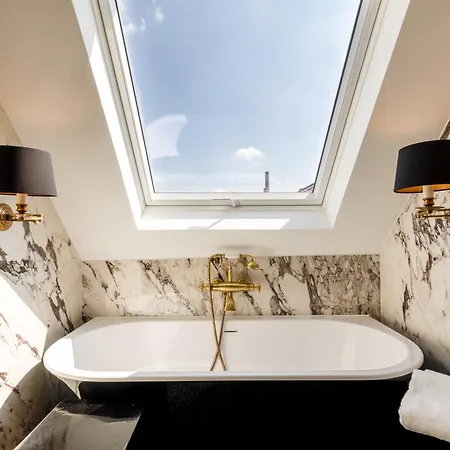 Boutique Muenchner Kindl- House Of Huetter, Small Luxury Of The World