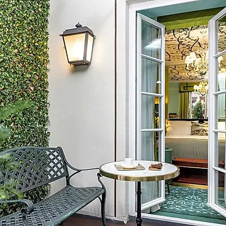 Boutique Muenchner Kindl- House Of Huetter, Small Luxury Of The World