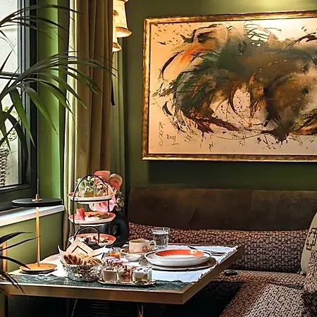 Отель Boutique Muenchner Kindl- House Of Huetter, Small Luxury Of The World 4*