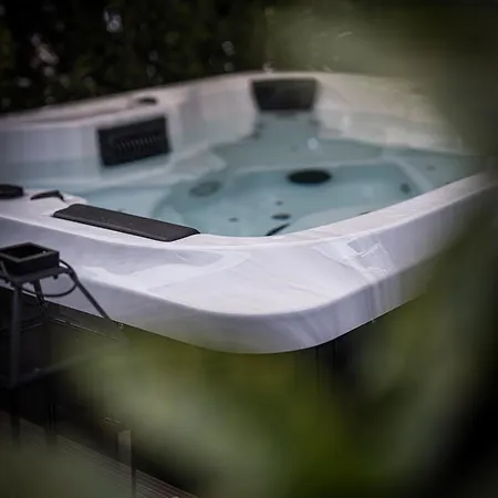 Boutique Muenchner Kindl- House Of Huetter, Small Luxury Of The World