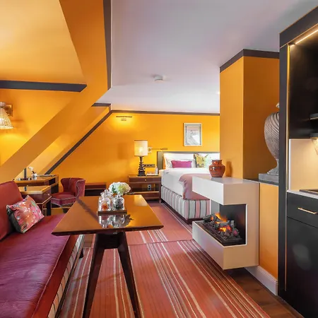 Boutique Muenchner Kindl- House Of Huetter, Small Luxury Of The World